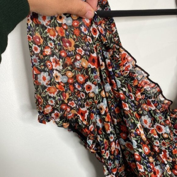 Mi Ami Women Tyler Floral Sheer Smocked Blouse Pluz Size 2X - Picture 7 of 14